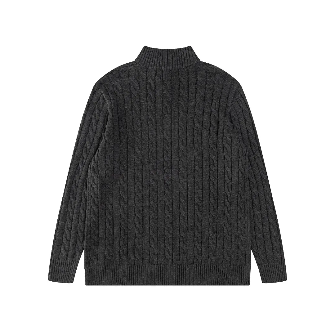 P236 #R92 RALPH LAUREN Ralph Lauren fifteen colors classic small label embroidery logo turtleneck pullover half-zip knitted cable sweater with high-density LOGO embroidery on the chest and original customized tag accessories. Made of pure cotton yarn, pure cotton is skin-friendly and comfortable, small label war horse embroidered twist turtleneck sweater 🐎 high quality, follow the blogger to learn how to wear it! Let’s buy a Ralph Lauren cable sweater. It’s a super hard-to-find series after it became popular. It’s hard to find one on the official website. It’s simple and practical to wear, with a lazy and loose feel. The thickened fabric has more texture, feels soft and delicate, and has a loose fit. Whether worn alone or layered, you can wear different styles of fashion with just one piece!   Size：XS S M L
